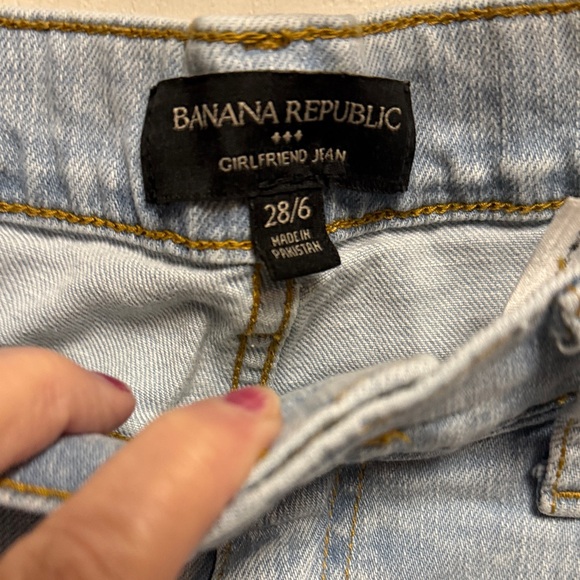 Banana Republic Light Blue Girlfriend Straight Leg Jeans size 28/6 - Picture 2 of 7